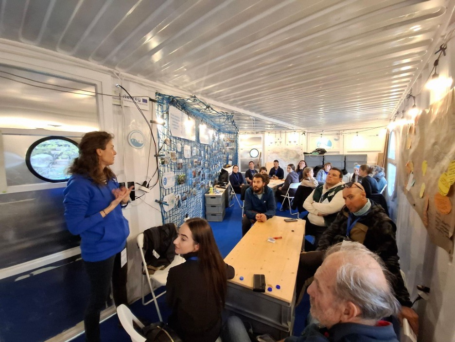The workshop. (Photo: Attila Dávid Molnár / Plastic Cup)